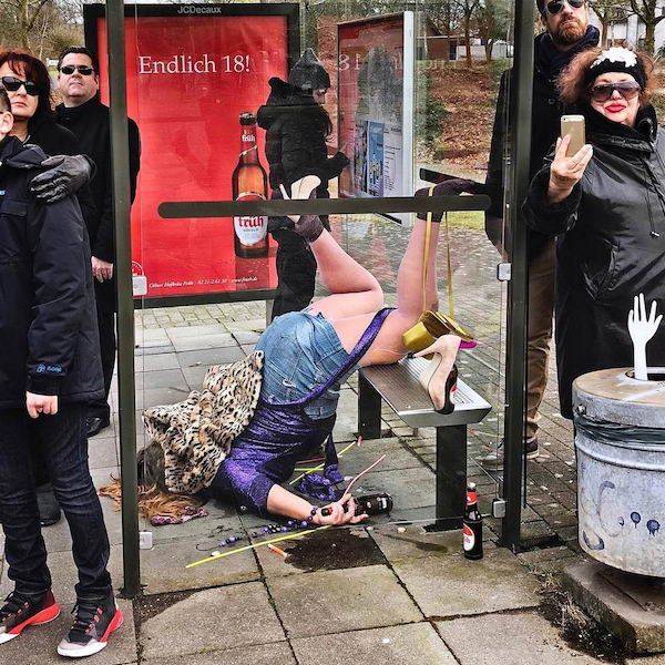 What Happens If You Drink Too Much (47 pics)