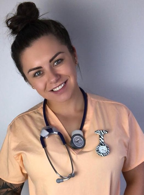 Paige Mills Is A Very Hot Nurse (20 pics)