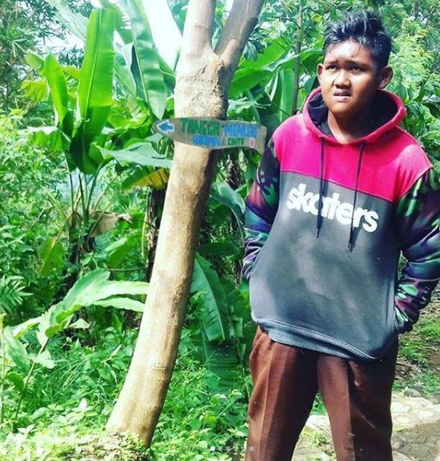 Indonesia’s Fattest Kid Lost Half His Body Weight (9 pics)