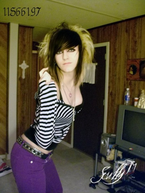Kids Having Awkward Phase (33 pics)