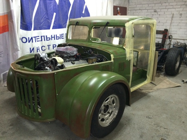 Hot-rod From The Soviet Truck MAZ 502 (14 pics)