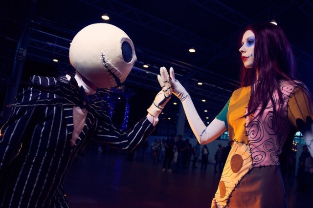 Nightmare Before Christmas Cosplay (10 pics)