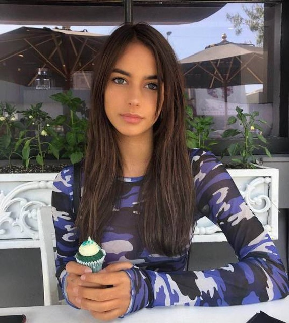 Beautiful Girls (31 pics)