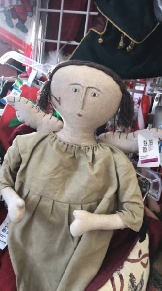 Thrift Shops Are Strange (64 pics)