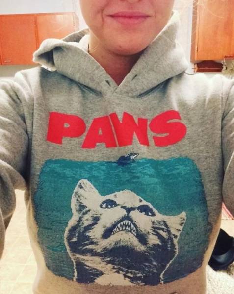 Thrift Shops Are Strange (64 pics)