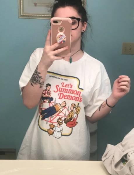Thrift Shops Are Strange (64 pics)
