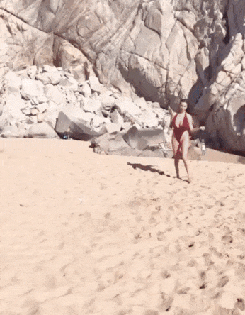 GIFs of Sexy Girls (14 gifs)