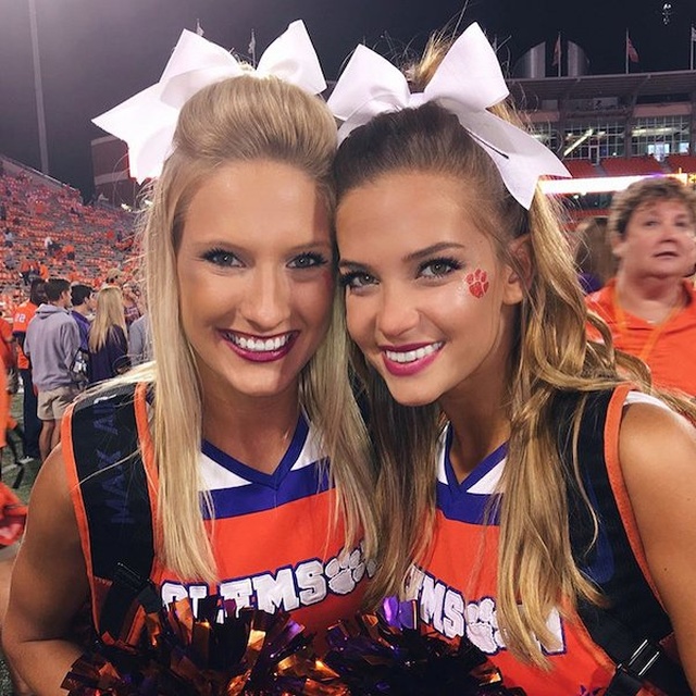 Cute Fans. Part 2 (31 pics)