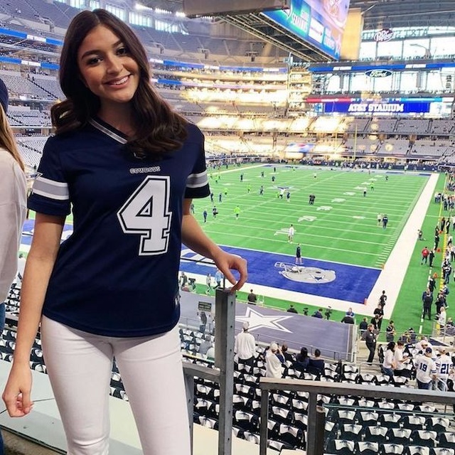 Cute Fans. Part 2 (31 pics)