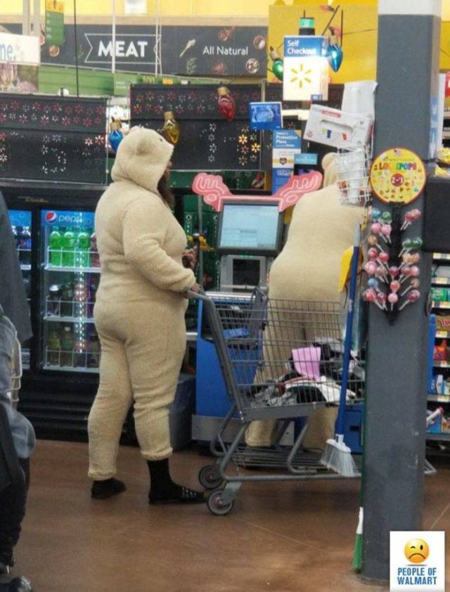 Only In Walmart (37 pics)