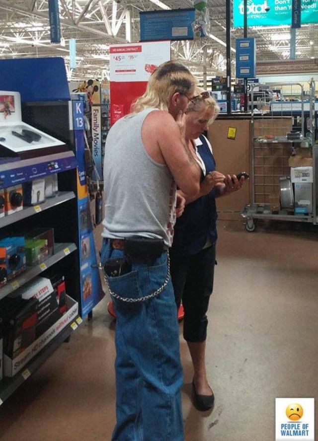 Only In Walmart (37 pics)