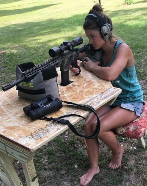 Hot Alabama Girl (17 pics)
