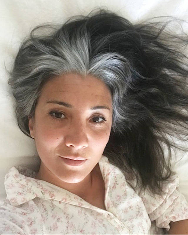 Women With Natural Gray Hair (50 pics)