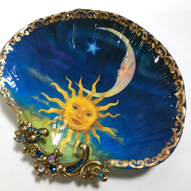 Artist Turns Real Seashells Into Decorative Jewelry Dishes (21 pics)