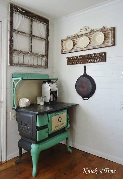 Old Style Kitchens (23 pics)