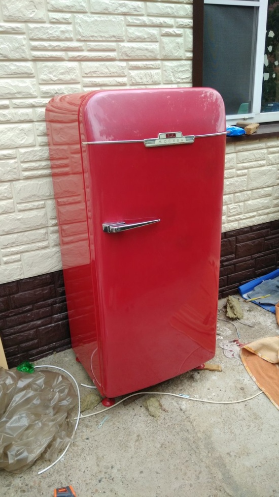 Repairing Of An Old Refrigerator (15 pics)