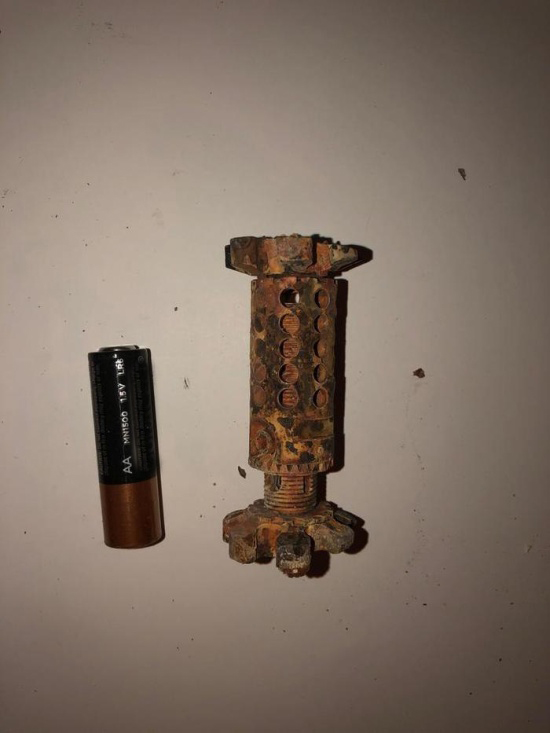 Surgery Hardware From One Guy's Dad's Body After The Cremation (7 pics)