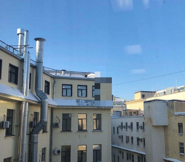 Snow Removal From Roofs In Russia (3 pics)