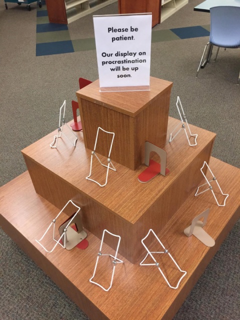 Libraries Can Be Funny Too (20 pics)