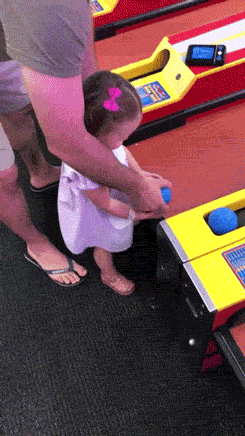 Dad Reflexes (14 gifs)