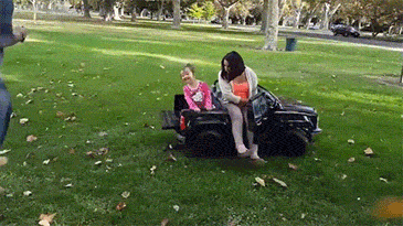 Dad Reflexes (14 gifs)