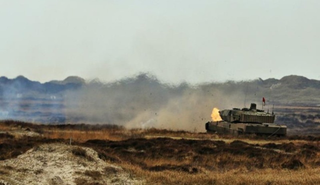 Germany’s Leopard Tank (40 pics)