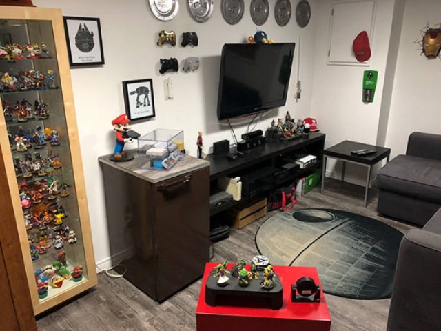 Man Caves (26 pics)