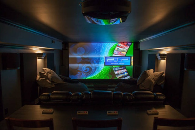 Man Caves (26 pics)