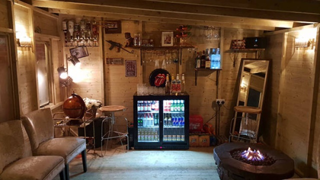 Man Caves (26 pics)