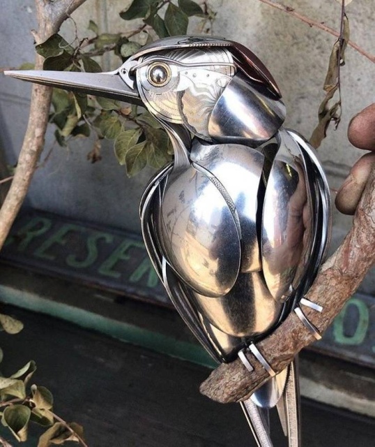 How to Re-use An Old Stuff In A Creative Way (20 pics)