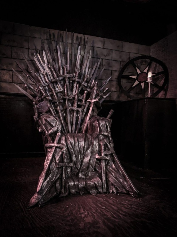 A New 'Game of Thrones' Pop Up Bar Is Coming To Chicago (7 pics)