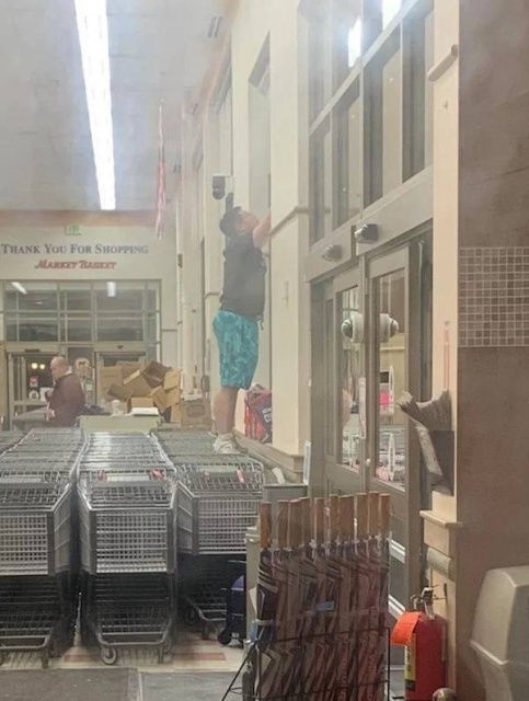 Safety First? Forget It (28 pics)