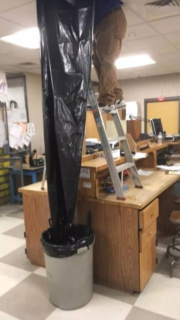 Safety First? Forget It (28 pics)