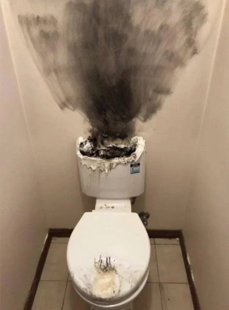 Kind Of Scary (24 pics)