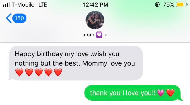 Mom Vs Dad (2 pics)