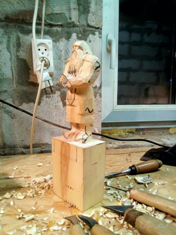 A Statue of A Dwarf (15 pics)
