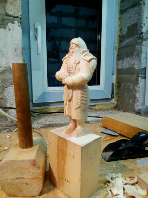 A Statue of A Dwarf (15 pics)