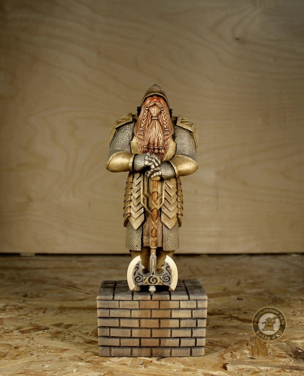 A Statue of A Dwarf (15 pics)