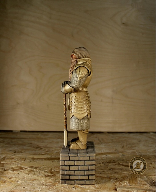 A Statue of A Dwarf (15 pics)