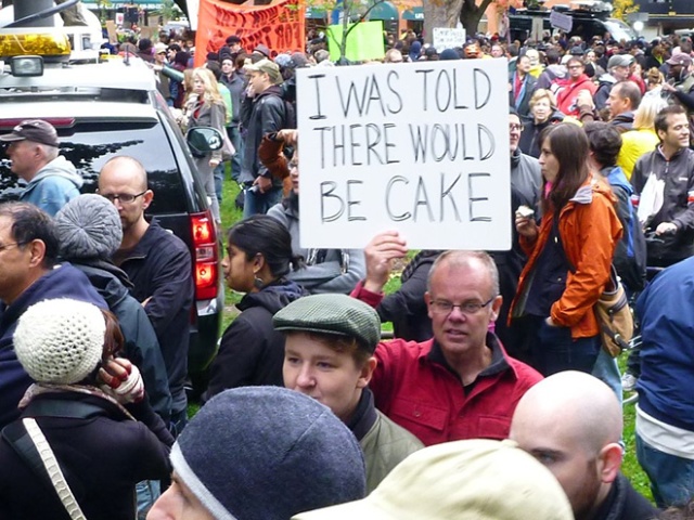 Hilariously Polite Protest Signs (15 pics)