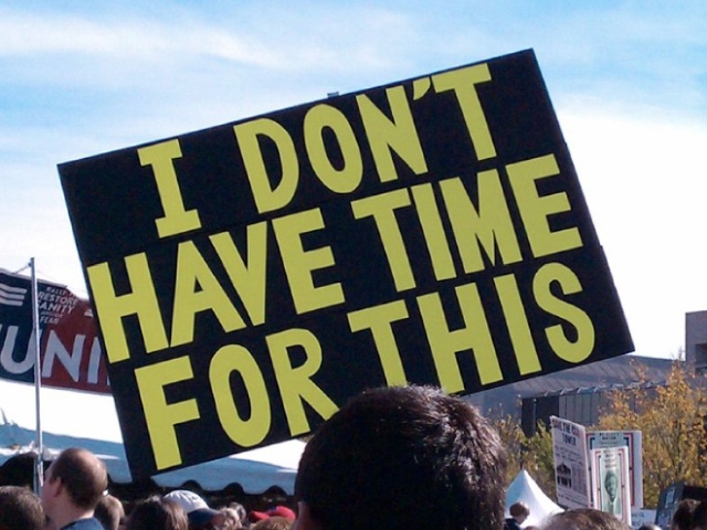 Hilariously Polite Protest Signs (15 pics)
