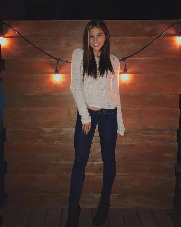 Hot Girls In Tight Jeans (41 pics)