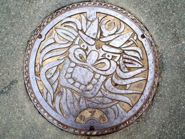Manhole Art (27 pics)