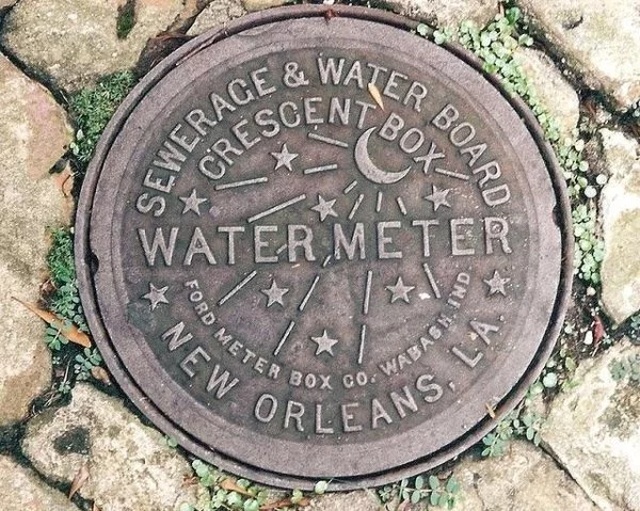 Manhole Art (27 pics)