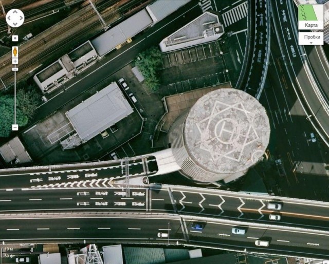 Gate Tower Highway In Japan Goes Through The Building (10 pics)