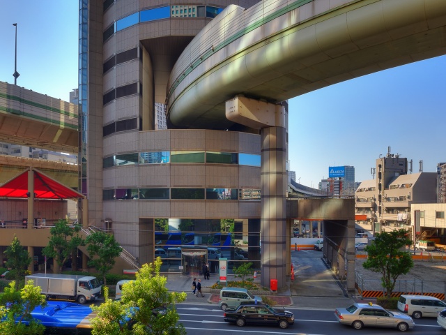 Gate Tower Highway In Japan Goes Through The Building (10 pics)