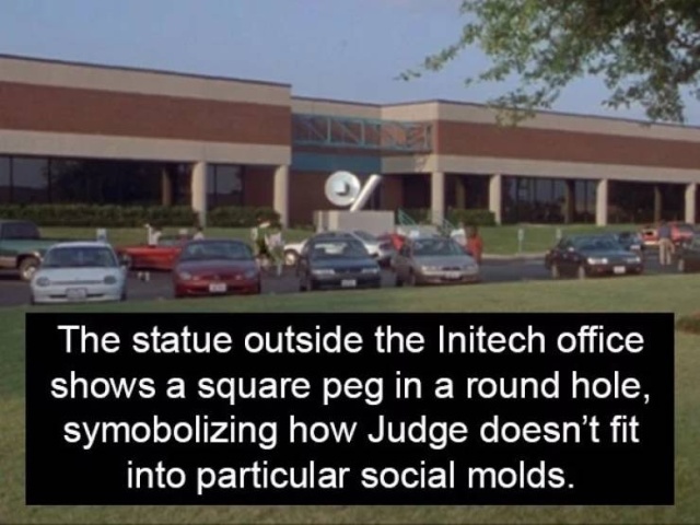 “Office Space” Facts (17 pics)
