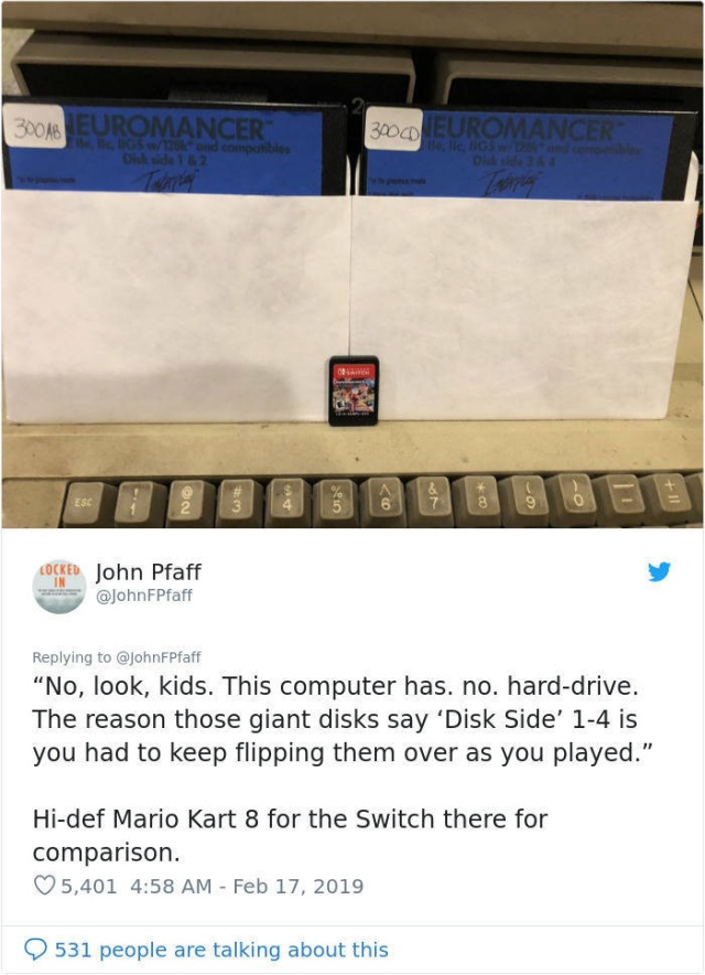 Man Finds His 35-Year-Old Computer With Games He Saved When He Was A Kid (22 pics)