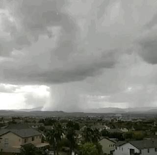 Weather can be both beautiful and horrifying (15 gifs)