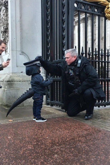 When A Picture Says More Than Just A Thousand Words (48 pics)